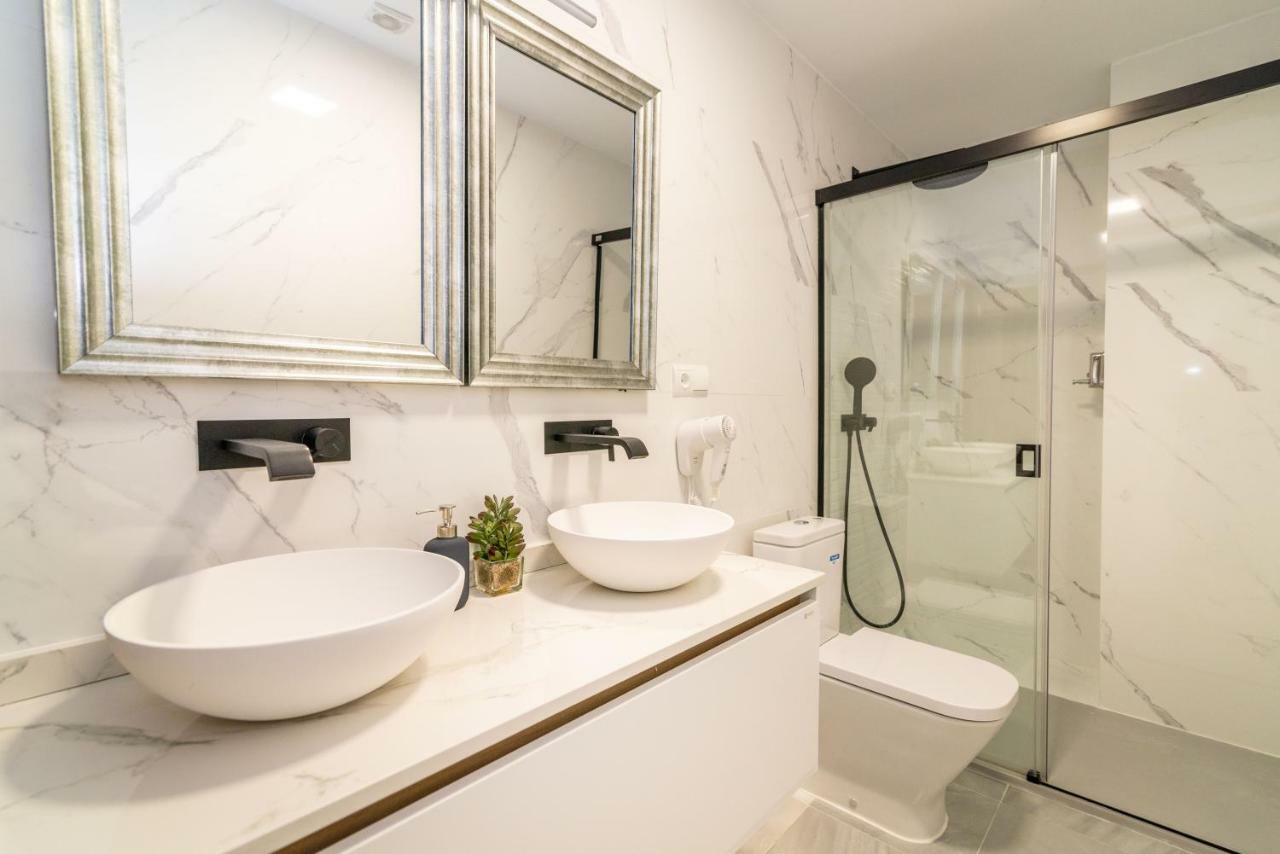 Soho Apartment Principal Avenue Málaga Esterno foto